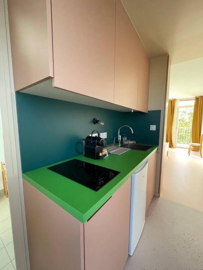 Charmant Studio Avec Parking - Confort Moderne Bourges Esterno foto