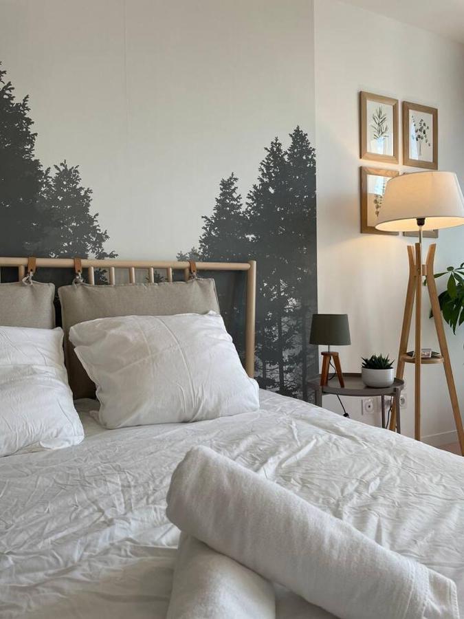 Charmant Studio Avec Parking - Confort Moderne Bourges Esterno foto